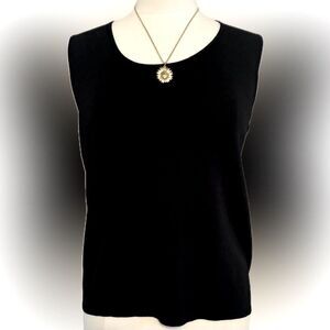 Graff versatile black sleeveless top!